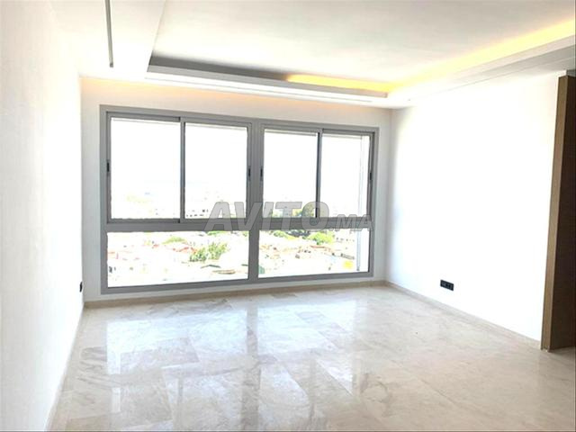 Appartement à louer 74 m² à Rabat - 2