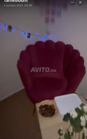 Je mets en vente un tabouret pratique et solide