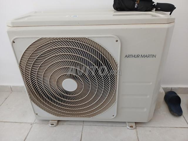 Climatiseur Arthur Martin 24 000 BTU grande taille
