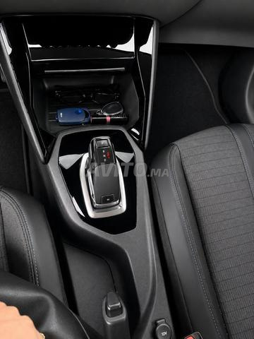 Peugeot 208 Diesel Automatique 2021 à Tanger