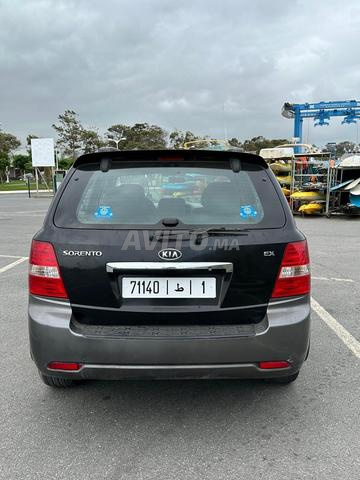 كيا سورينتو ديزل يدوية 2009 في الرباط - 2