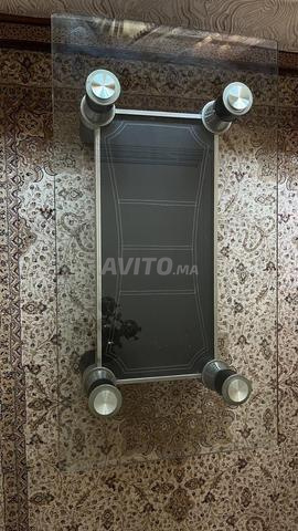 Table de salon élégante en verre - 2