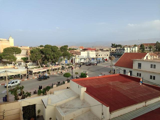 غرف فندقية مجهزة بالكامل