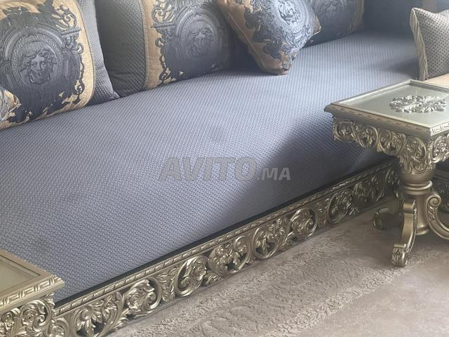 À vendre salon marocain en bois fait main