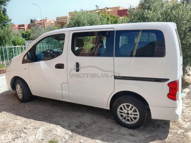 nissan evalia 