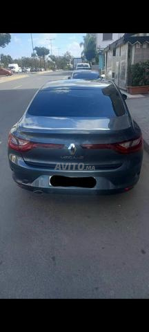 Megane Sedan Intense - 2