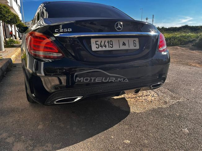 Mercedes-Benz 220 Diesel Automatique 2015 à Fès