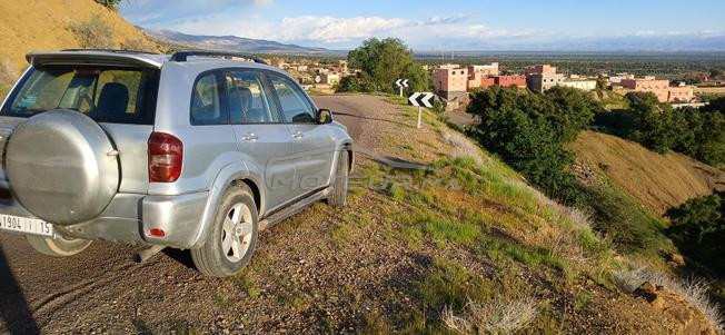 annonce je vend ma voiture rav4 2005