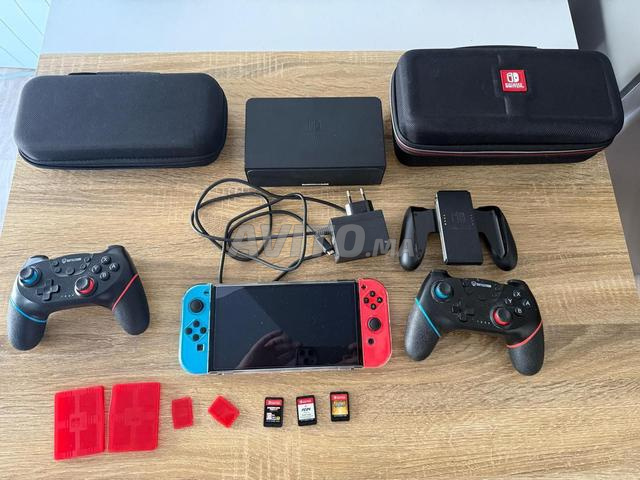 NINTENDO SWITCH V2 ET ACCESSOIRES - 2