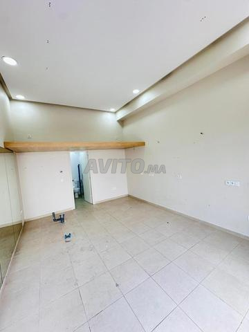 محل للإيجار - بورغون (24م²) - 2