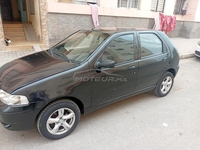 Fiat Punto Essence Manuelle 2004 à Benslimane