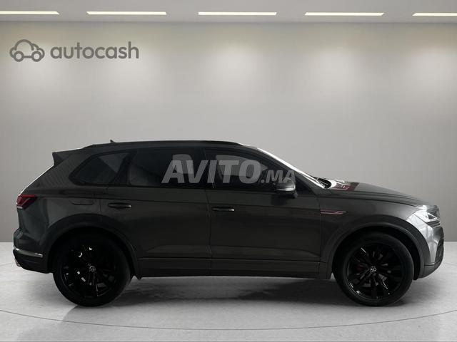 1369 - Volkswagen Touareg 2019 expertisée avec finition - 2