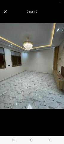 Appartement à louer - 2