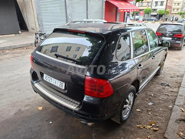 Porsche Cayenne modèle 2006 15cv essence - 2