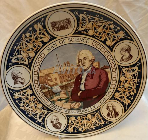 ASSIETTES WEDGWOOD COMMÉMORATIVES