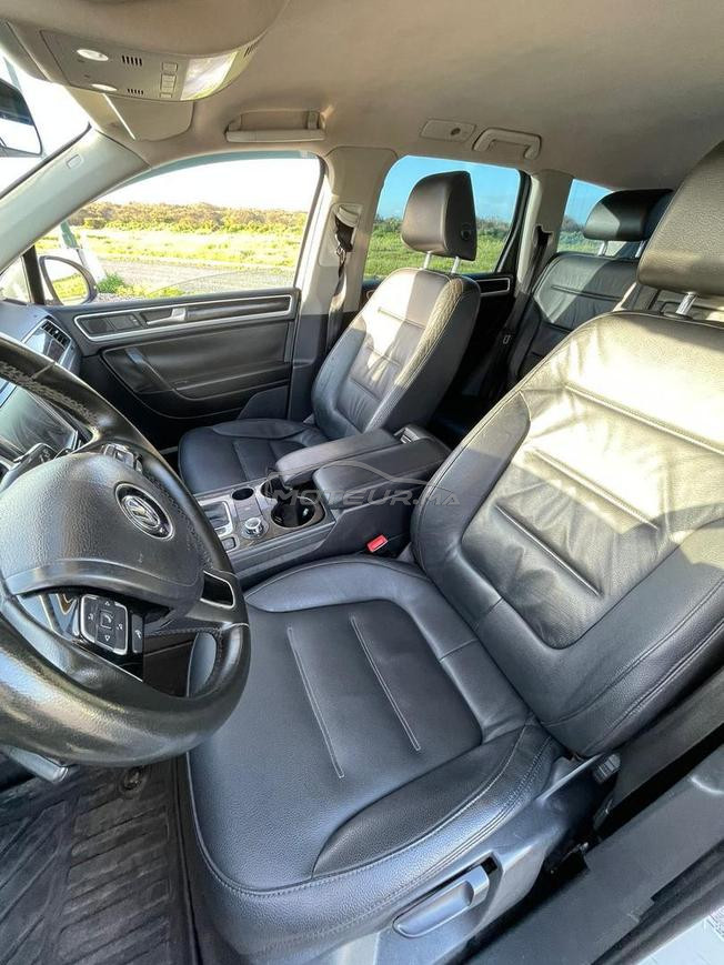 volkswagen touareg white édition 2011