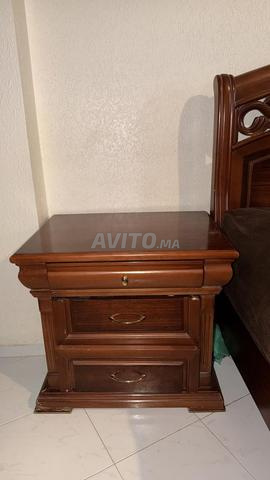 Chambre à coucher en bois massif marron (lètre)