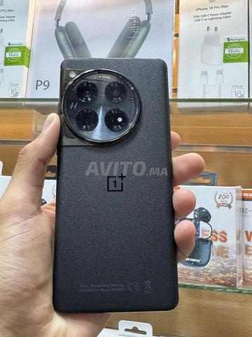 OnePlus 12 256Go 12 RAM