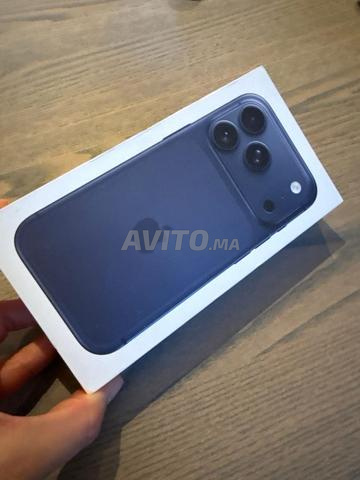 iPhone 17 Pro d'Apple, 256 Go, couleur bleue