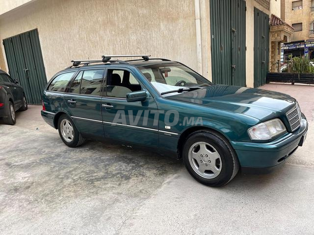 ما زالت نقية، موديل 97، ديوانة 2009. - 2