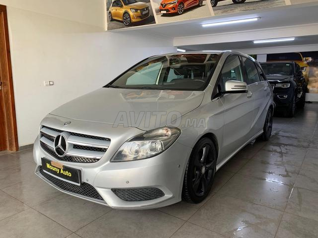 مرسيدس بنز الفئة ب ديزل أوتوماتيك 2014