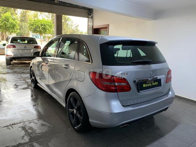 مرسيدس بنز الفئة ب ديزل أوتوماتيك 2014