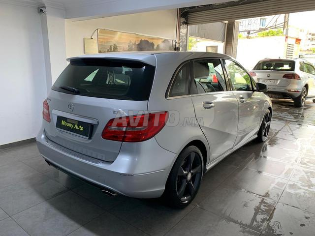 مرسيدس بنز الفئة ب ديزل أوتوماتيك 2014