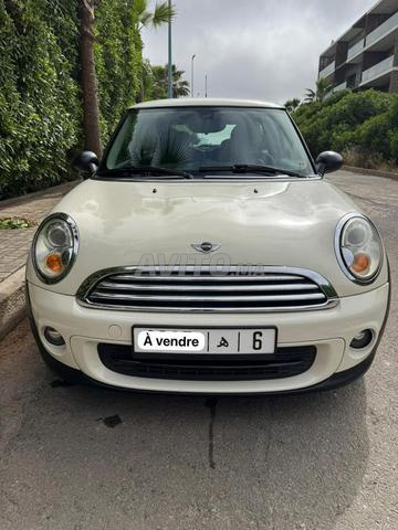 ميني ون بنزين أوتوماتيك 2013 بالدار البيضاء - 2