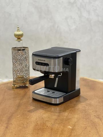 MACHINE À CAFÉ ET LAIT TAURUS 20 BAR - 2