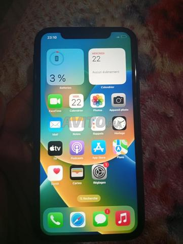 iPhone XR 64Go 86% batterie d'origine d'Allemagne officielle