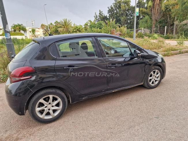 Peugeot 208 Diesel Manuelle 2019 à Fès
