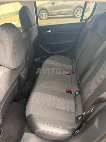 Peugeot 308 jamais accidenté - 2