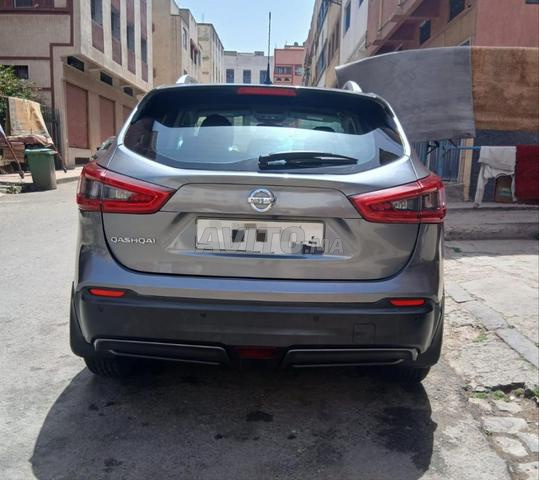 نيسان قشقاي نظيفة ومُعتنى بها جيداً - 2