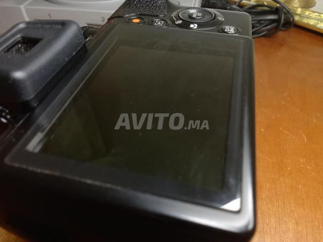 Fujifilm Finepix S8400 - 2