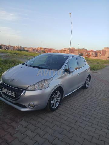 Peugeot 208 Diesel Manuelle 2014 à Marrakech