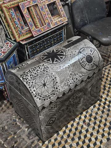 Coffre traditionnel décoré - 2