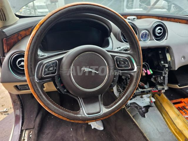 عجلة قيادة جاكوار XJ 2010-2014 - 2