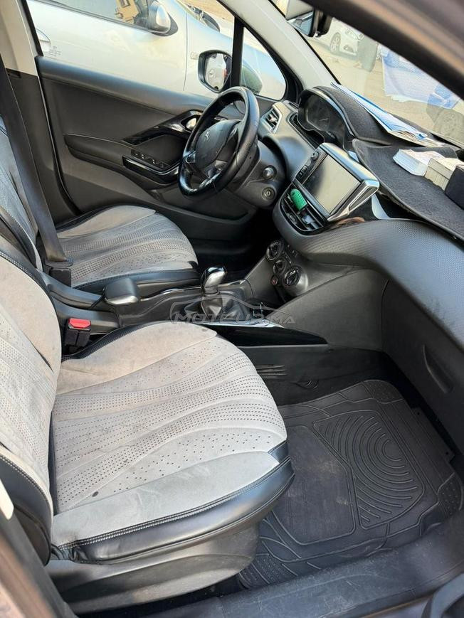 Peugeot 2008 Diesel Manuelle 2019 à Agadir