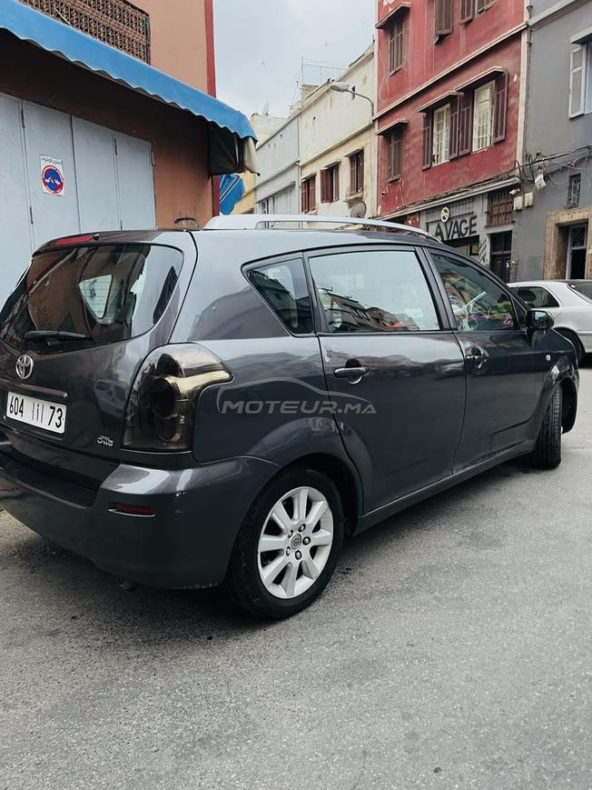 toyota verso 2005