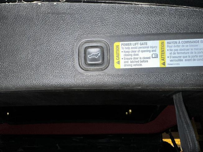 cadillac escalade 2010
