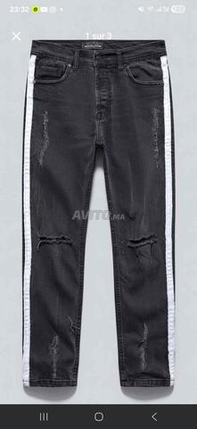 Jeans neufs jamais portés - 2