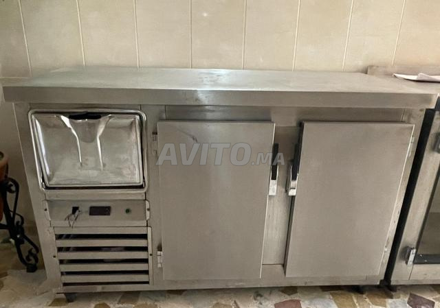 ثلاجتان إينوكس جديدتان للبيع بسعر مناسب