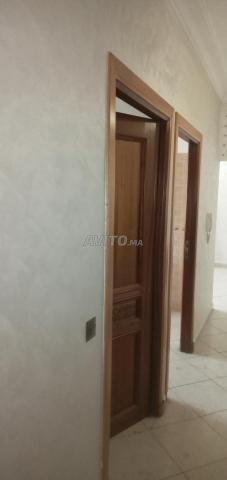 Appartement titré résidence gardée 60 millions.. - 2