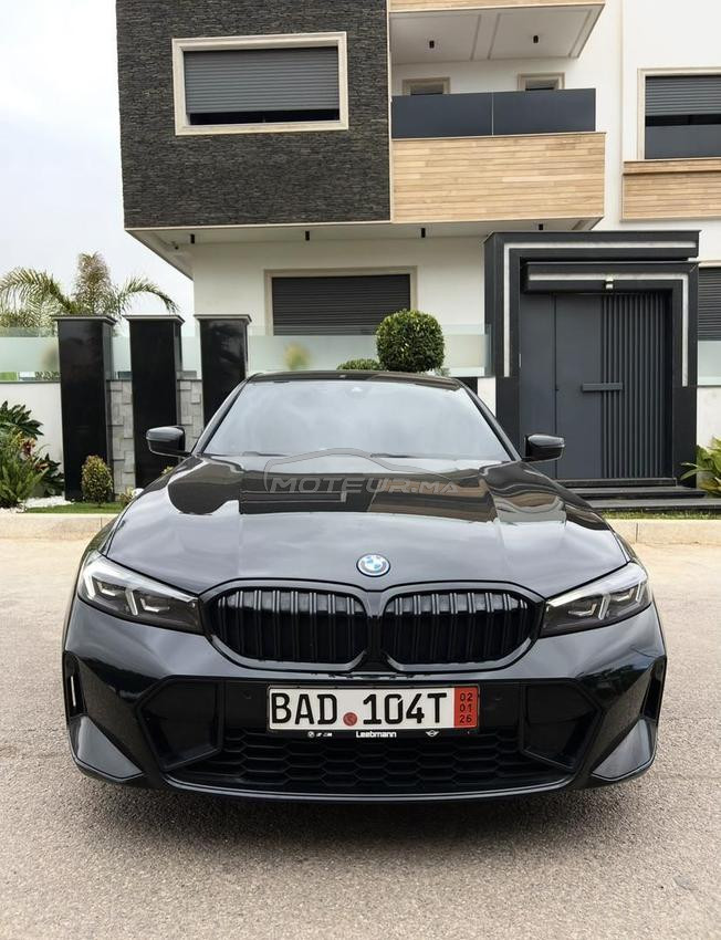 BMW series 330e 