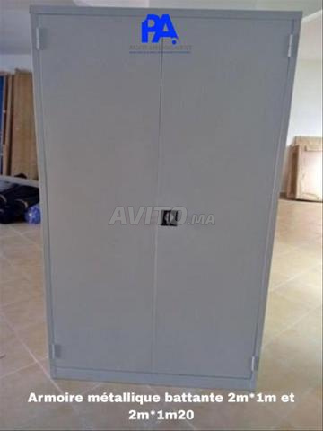 Armoire métallique porte battante/vestiaire/lit - 2