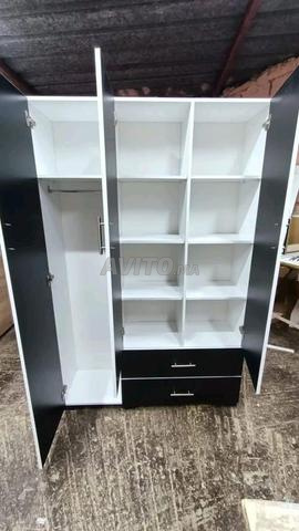 Placard trois portes. Prix 2000 dirhams. - 2