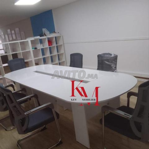 Table de réunion sur mesure - 2