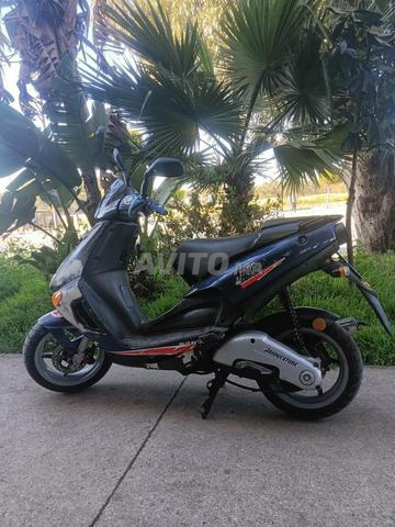 Aprilia sr50 نظيفة جداً