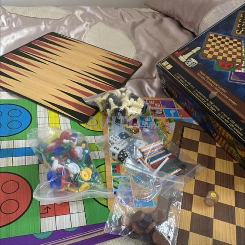 ألعاب لوحية متعددة السعر قابل للتفاوض