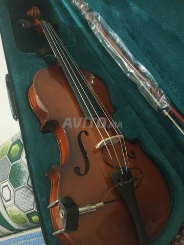 Alto Kamanja avec chevalet original - 2